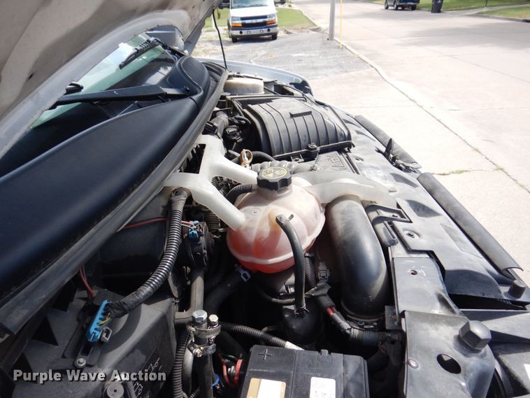 image for item KR9152 2016 Chevrolet Express G4500  van cab and chassis