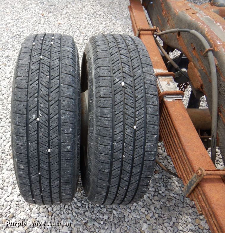 image for item KR9152 2016 Chevrolet Express G4500  van cab and chassis