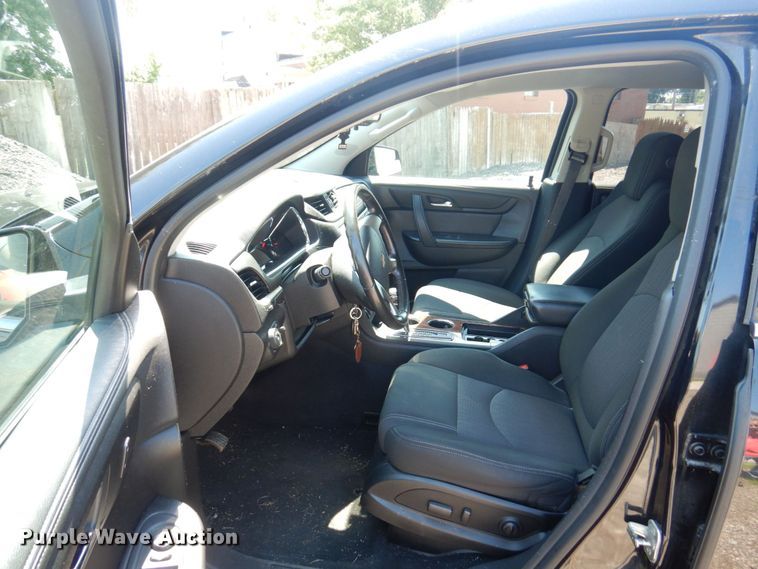 image for item KR9164 2013 Chevrolet Traverse LT  SUV