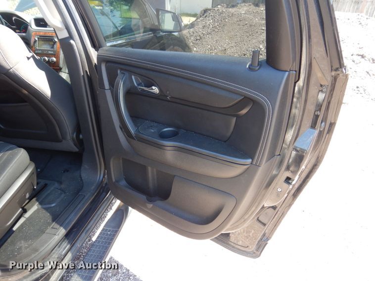 image for item KR9164 2013 Chevrolet Traverse LT  SUV