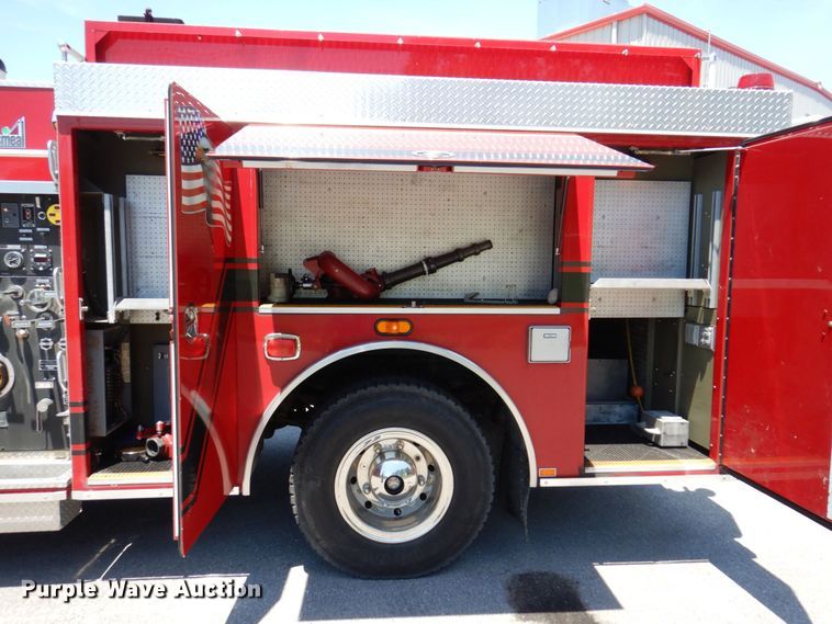 image for item KR9168 2000 HME 1871  pumper fire truck