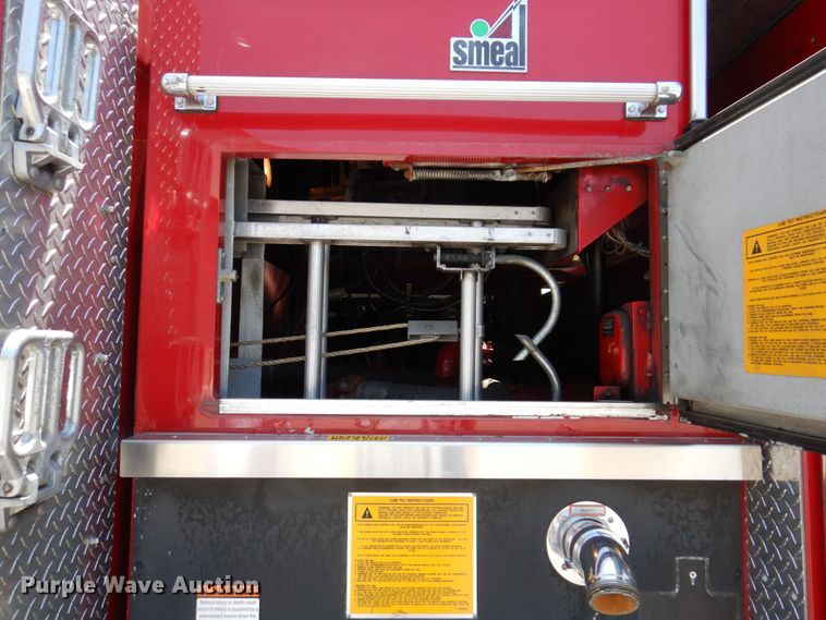 image for item KR9168 2000 HME 1871  pumper fire truck