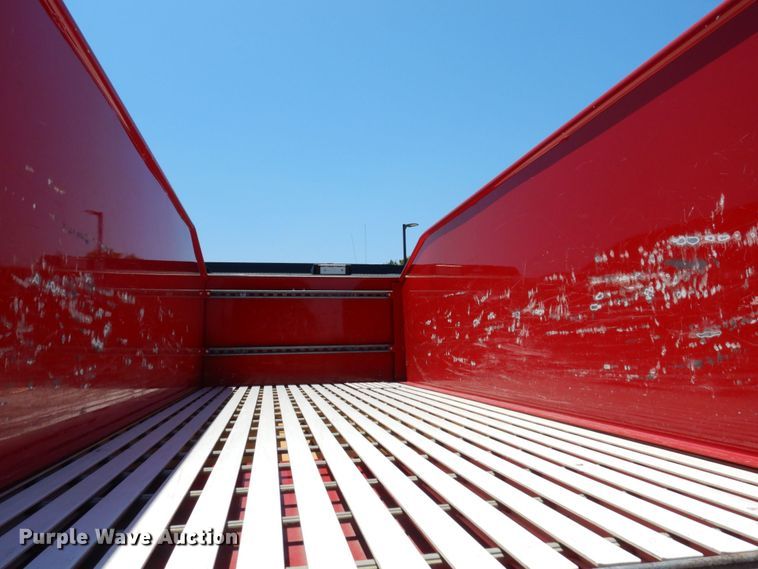 image for item KR9168 2000 HME 1871  pumper fire truck