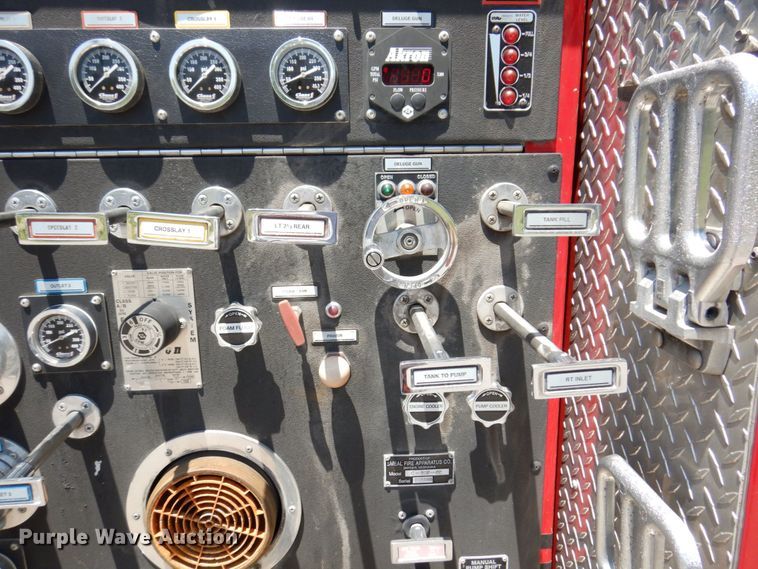 image for item KR9168 2000 HME 1871  pumper fire truck