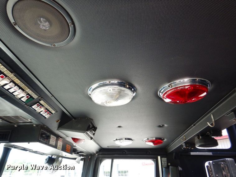 image for item KR9168 2000 HME 1871  pumper fire truck