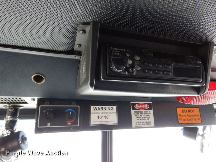 image for item KR9168 2000 HME 1871  pumper fire truck