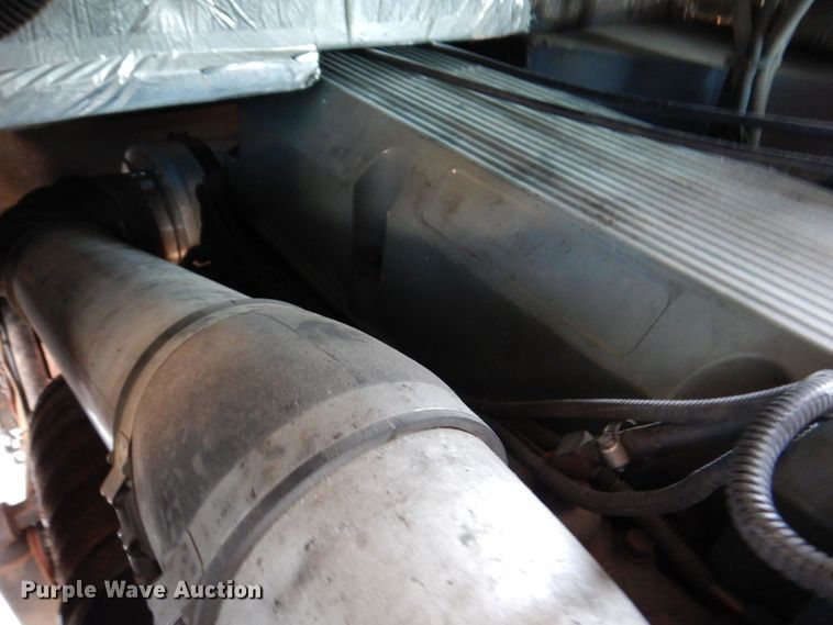 image for item KR9168 2000 HME 1871  pumper fire truck