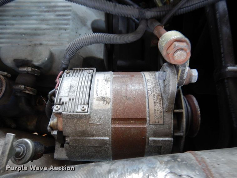 image for item KR9168 2000 HME 1871  pumper fire truck