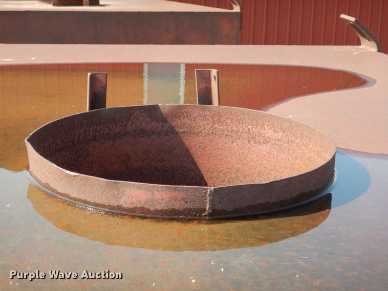 image for item KS9747 (2) steel tanks