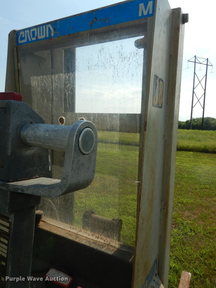 image for item KS9748 Crown 20MT-S  pallet jack