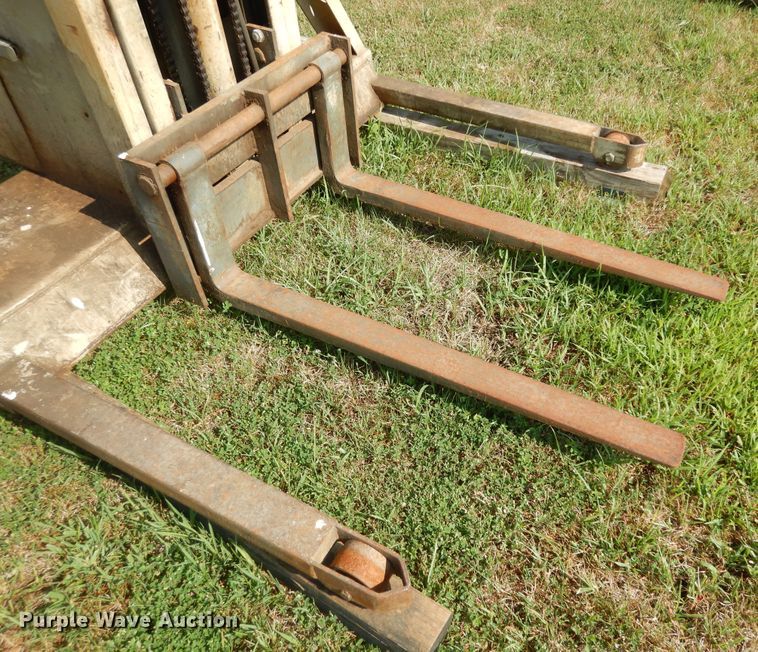 image for item KS9748 Crown 20MT-S  pallet jack