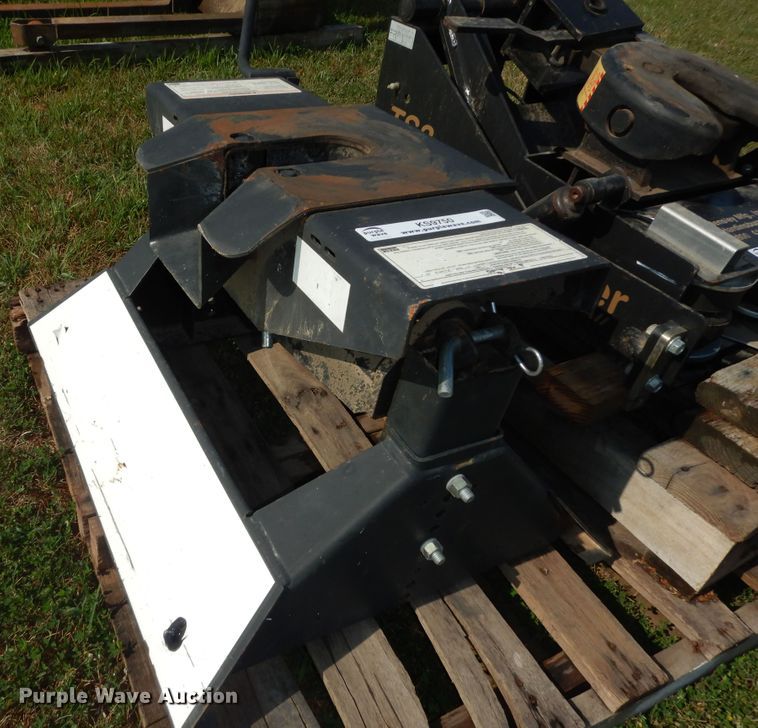 image for item KS9750 2001 Reese  fifth wheel hitch