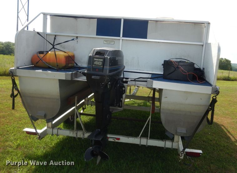 image for item KS9751 1997 Landau Bandit 16  boat