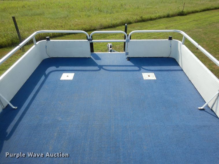 image for item KS9751 1997 Landau Bandit 16  boat