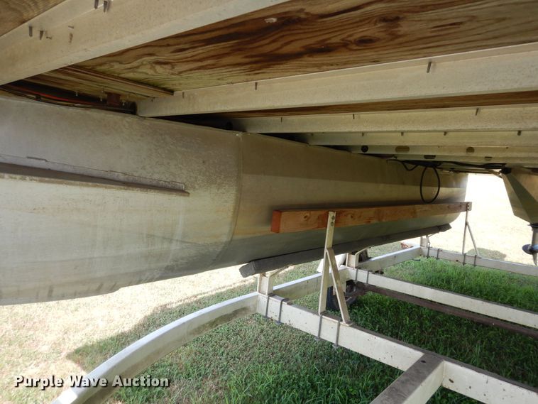 image for item KS9751 1997 Landau Bandit 16  boat