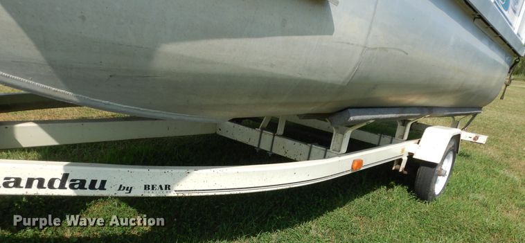 image for item KS9751 1997 Landau Bandit 16  boat