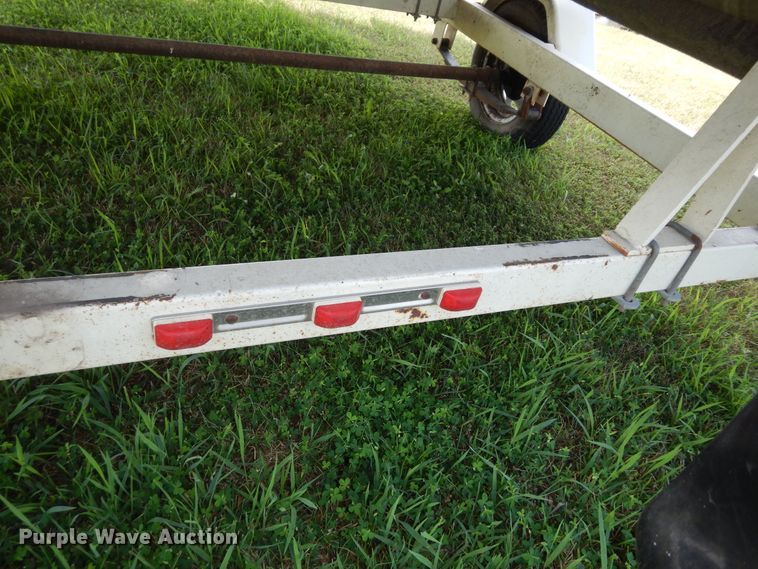 image for item KS9751 1997 Landau Bandit 16  boat