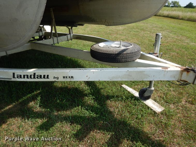 image for item KS9751 1997 Landau Bandit 16  boat