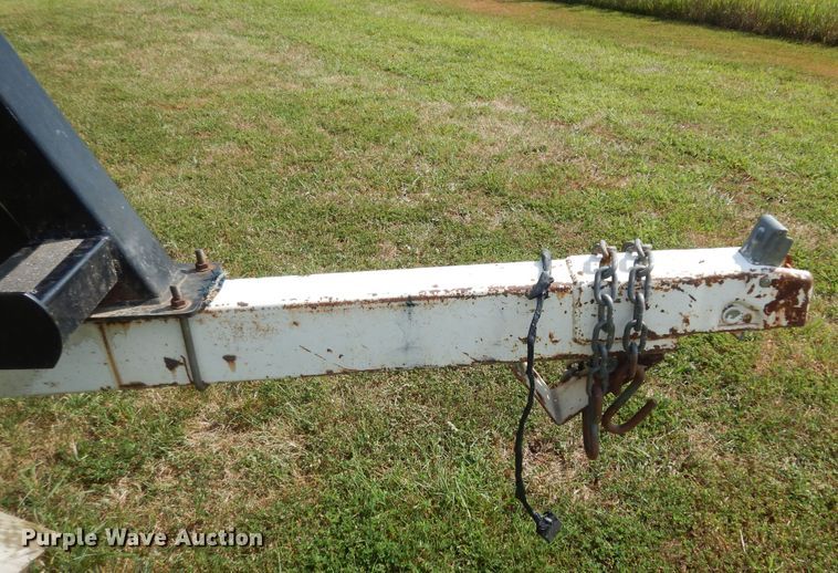 image for item KS9751 1997 Landau Bandit 16  boat