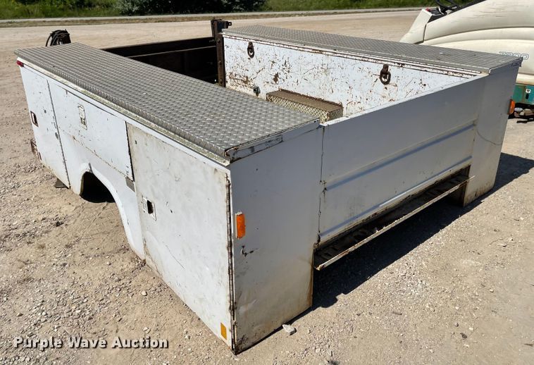 image for item LF9032 Omaha  utility bed