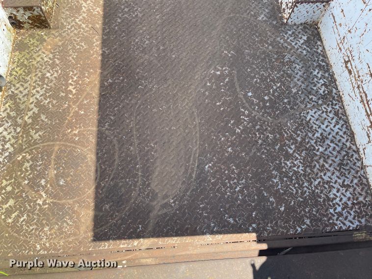 image for item LF9032 Omaha  utility bed