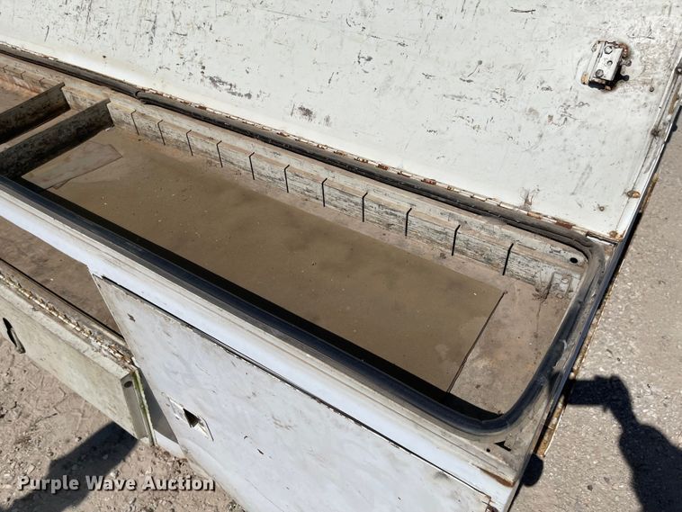 image for item LF9032 Omaha  utility bed