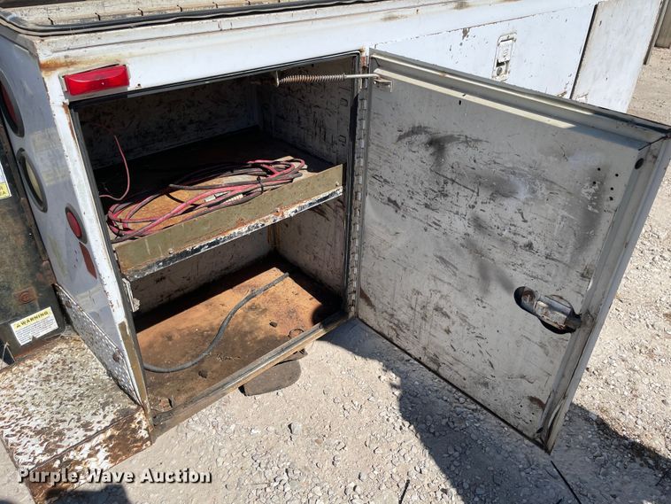 image for item LF9032 Omaha  utility bed