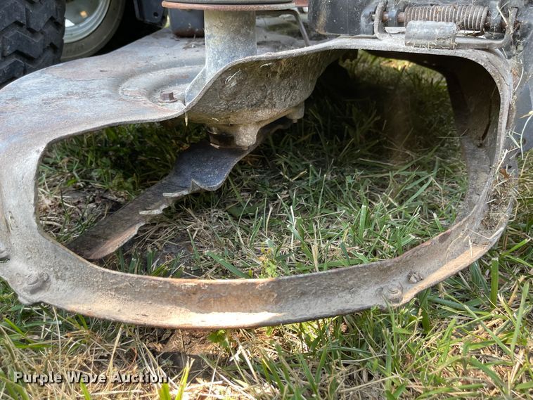 image for item LF9169 Husqvarna GT225  lawn mower