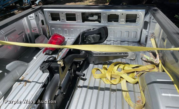 image for item LF9174 2021 Chevrolet 3500 8' L pickup truck bed