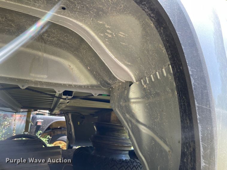 image for item LF9174 2021 Chevrolet 3500 8' L pickup truck bed