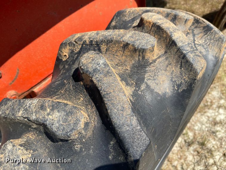 image for item LF9183 Allis Chalmers  tractor