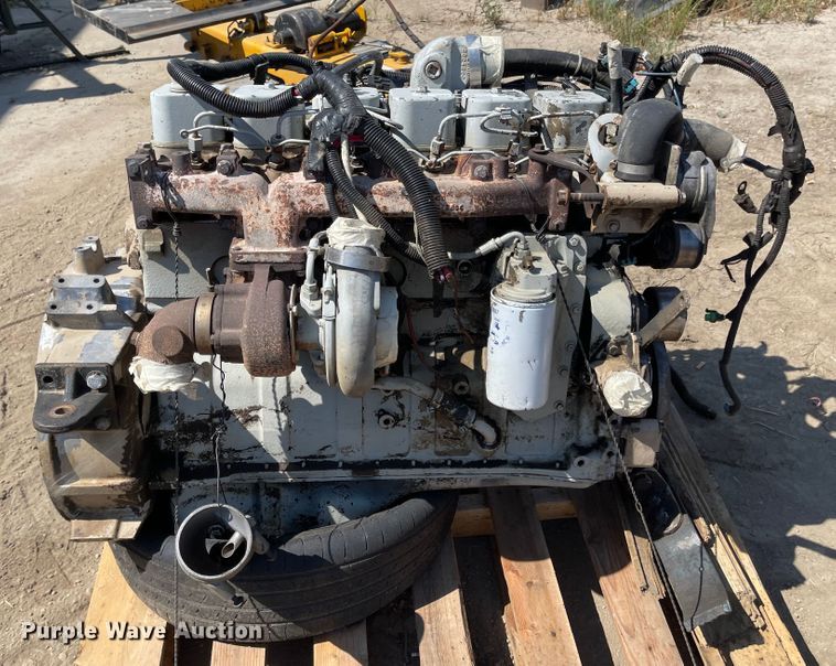 image for item LF9190 Cummins  engine