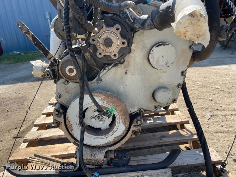 image for item LF9190 Cummins  engine