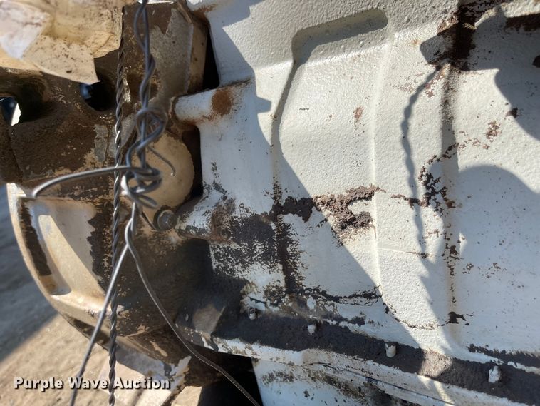 image for item LF9190 Cummins  engine