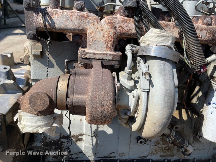 image for item LF9190 Cummins  engine