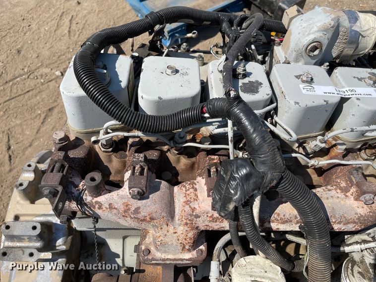 image for item LF9190 Cummins  engine
