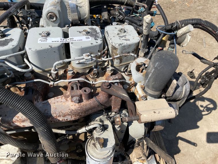 image for item LF9190 Cummins  engine