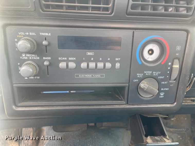 image for item LF9195 1994 Chevrolet S10  pickup truck