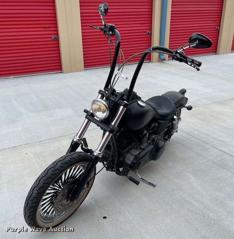 image for item LF9201 2009 Harley Davidson FXDB  motorcycle