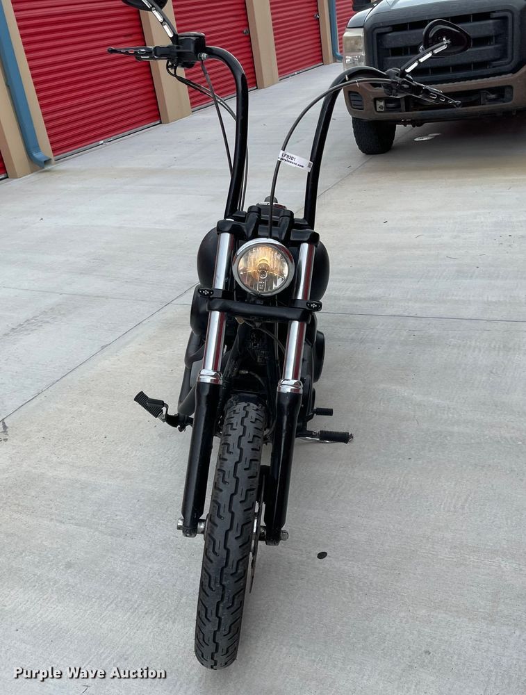 image for item LF9201 2009 Harley Davidson FXDB  motorcycle