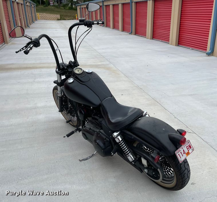 image for item LF9201 2009 Harley Davidson FXDB  motorcycle