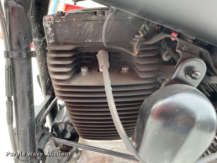 image for item LF9201 2009 Harley Davidson FXDB  motorcycle