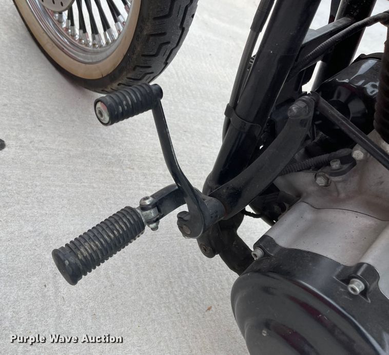 image for item LF9201 2009 Harley Davidson FXDB  motorcycle