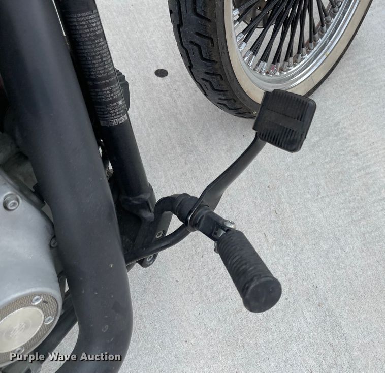 image for item LF9201 2009 Harley Davidson FXDB  motorcycle