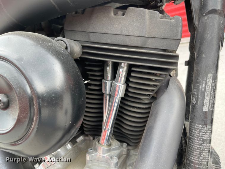 image for item LF9201 2009 Harley Davidson FXDB  motorcycle