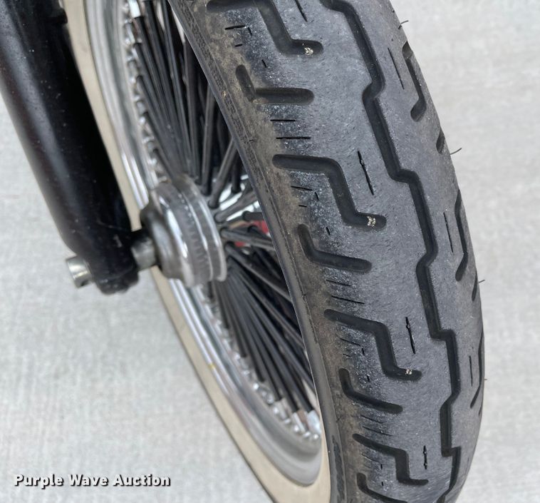 image for item LF9201 2009 Harley Davidson FXDB  motorcycle