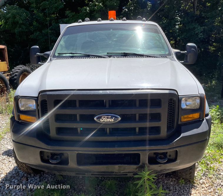 image for item LF9214 2007 Ford F550 Super Duty XL  utility / service truck