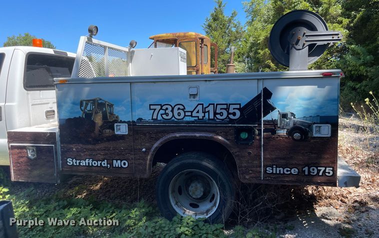 image for item LF9214 2007 Ford F550 Super Duty XL  utility / service truck