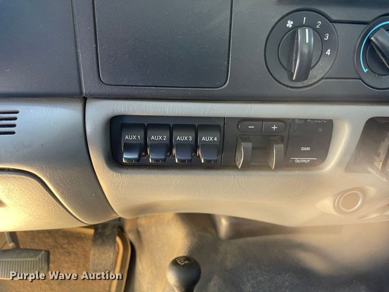 image for item LF9214 2007 Ford F550 Super Duty XL  utility / service truck