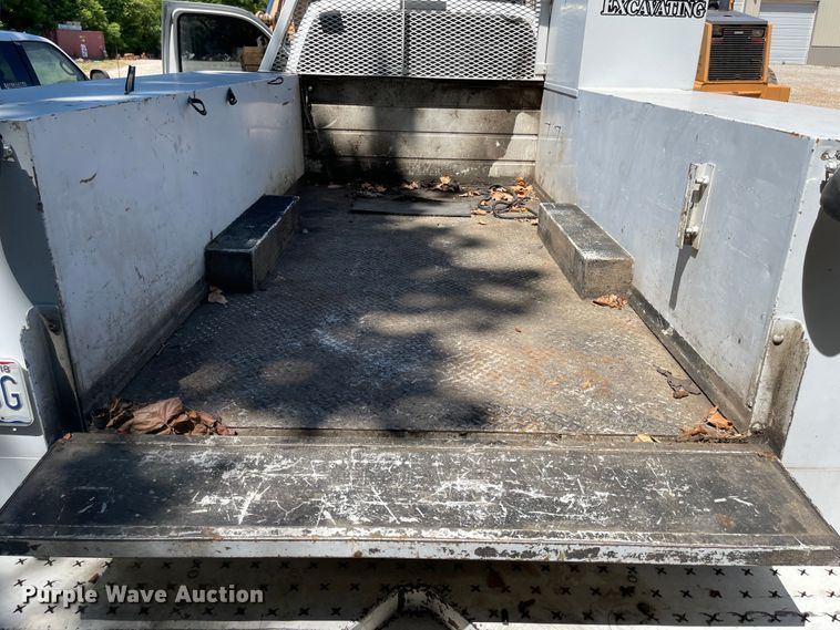 image for item LF9214 2007 Ford F550 Super Duty XL  utility / service truck